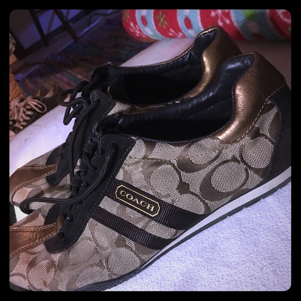 COACH SHOES